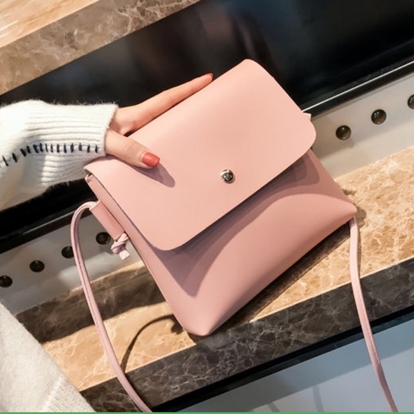 NWT faux leather shoulder bag - Picture 6 of 8